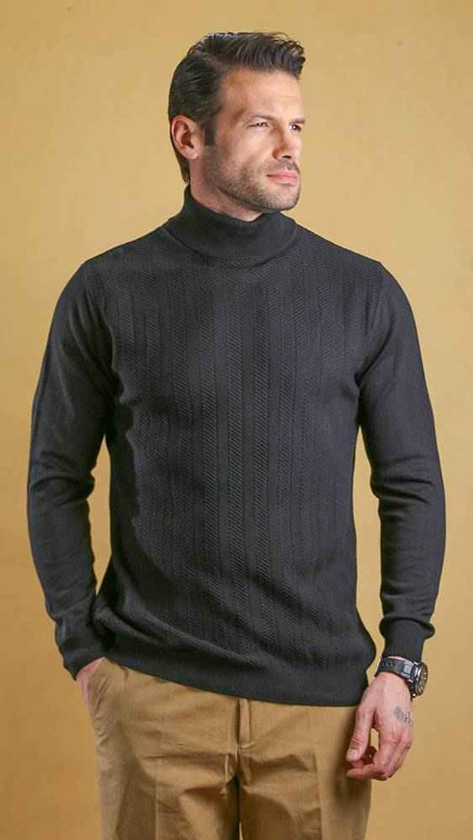 The Trailblazer Sweater (Classic Black )
