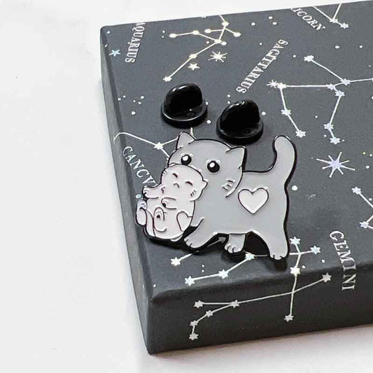 Mama Cat Carrying Kitten Enamel Pin – Cute Cat Lover Gift