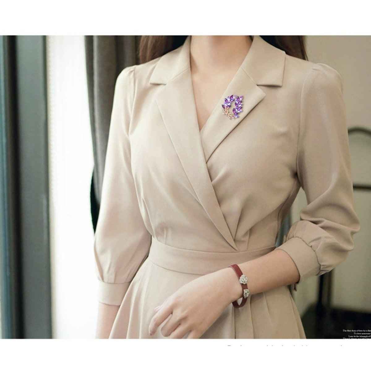 Bauhinia Flower Brooch – Sparkling Rhinestone Alloy Accessory