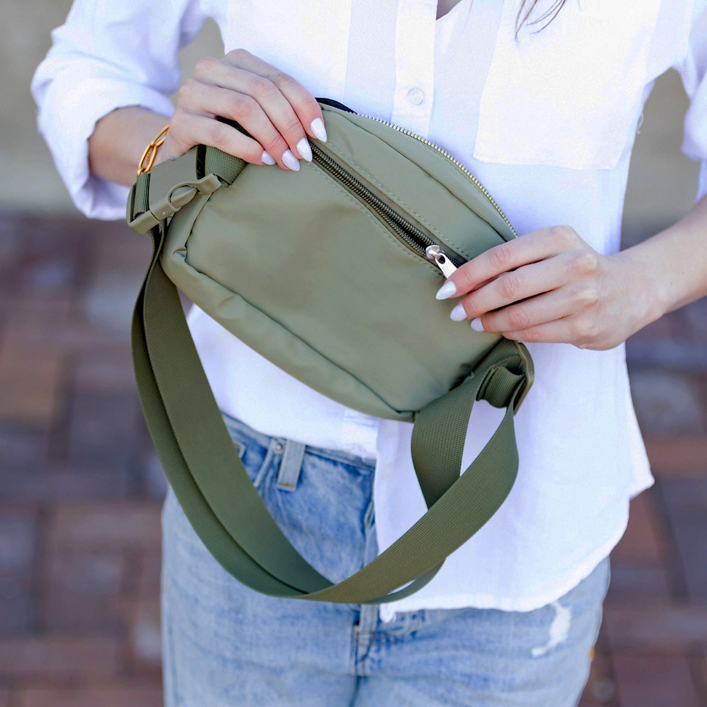 Roam 2L Oversize Nylon Sling Crossbody Belt Bum Fanny Waist Bag