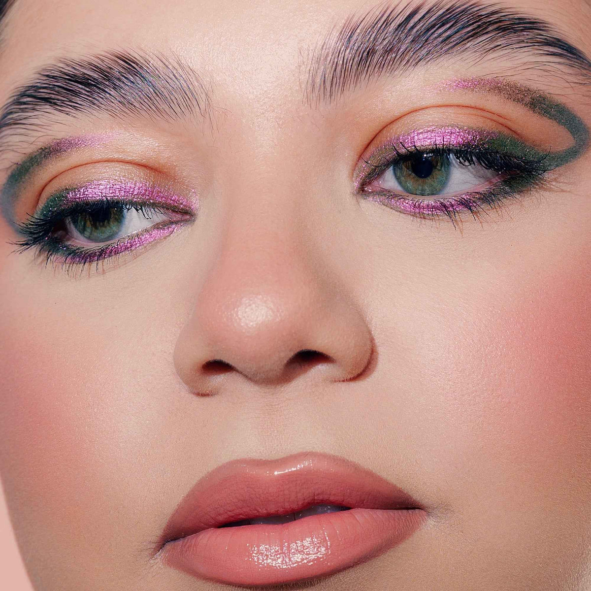 Eyeliner Too much