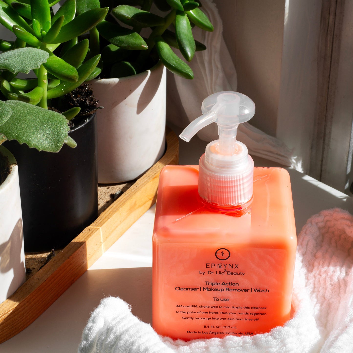 Hydrating Face Wash for Sensitive, Dry Skin – Non-Stripping with Aloe & Cucumber, Gluten-Free