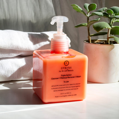 Hydrating Face Wash for Sensitive, Dry Skin – Non-Stripping with Aloe & Cucumber, Gluten-Free