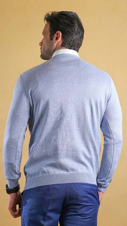 The Caravan v neck (Powder Blue)