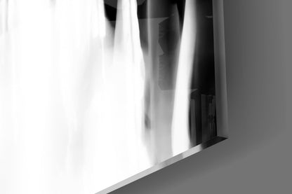 Glass Wall Art in Crowds