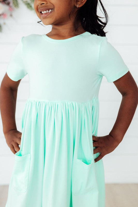 Pastel Green S/S Pocket Twirl Dress - Shaketea