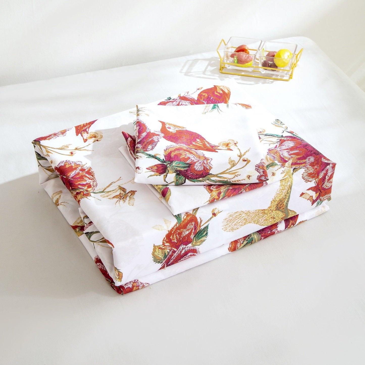 Tache Floral Hummingbirds Burgundy White Vintage Rose Garden Reversible Duvet Cover (SD-7676)