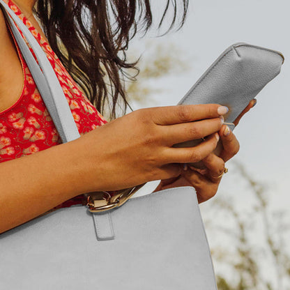 Swing Along W/Crossbody - Shaketea