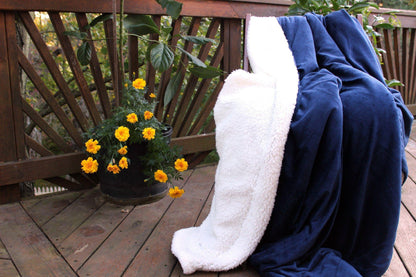 Tache Dark Navy Blue Sherpa Winter Night Micro Fleece Throw Blanket (SMF5060BL)