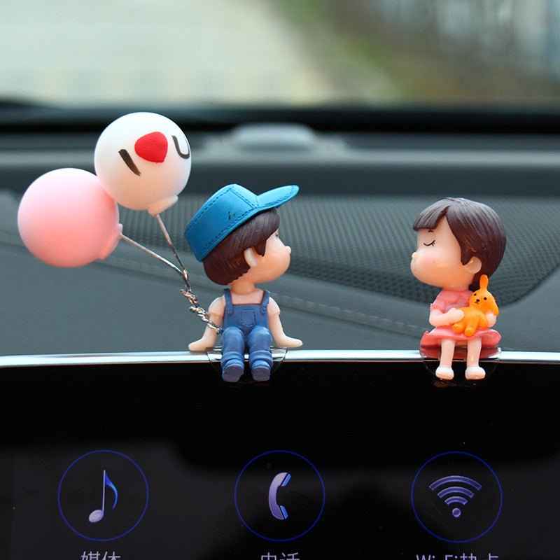 Cartoon Couple Car Decor – 4PCS Cute Resin Figurines Set