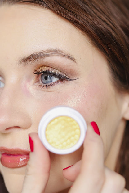 Creamy Eyeshadow for Hooded, Mature Eyes – Crease-Proof in 20 Shades, Egg-Free & Nut-Free
