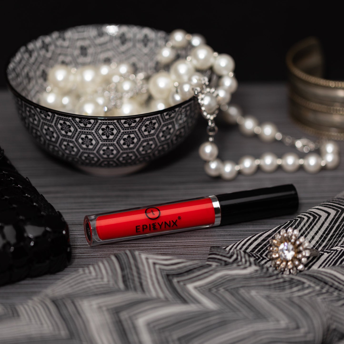 Vegan Lip Gloss for Dry, Thinning Lips – High-Shine, Non-Sticky Hydration, Gluten-Free & Nut-Free