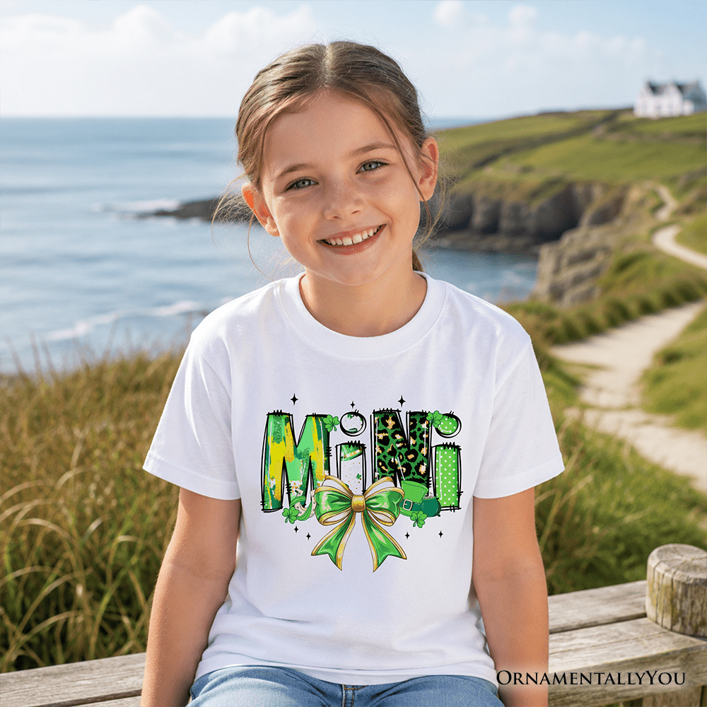 Kids Mini Clover Bow St Patrick's Day T-Shirt, Coquette Lucky Shamrock Clover Tee for Youth