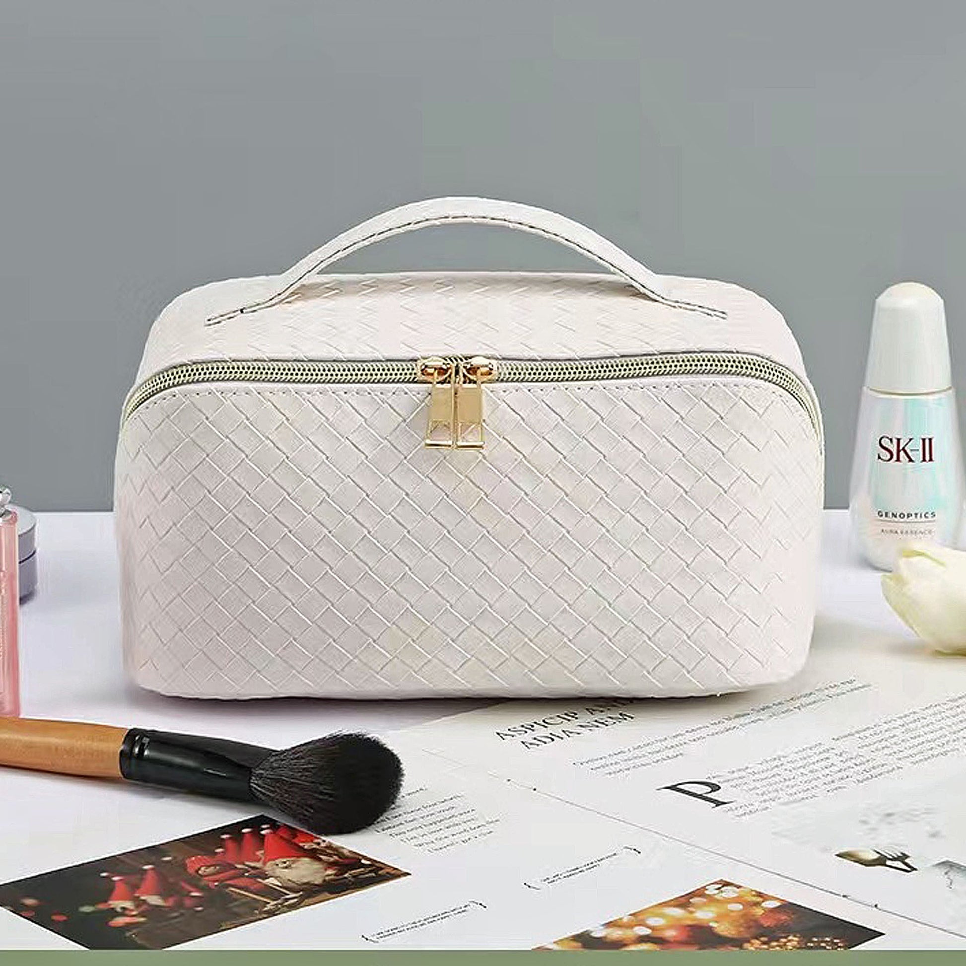 Makeup Bag White PU Leather Travel Cosmetic Organizer for Daily Use
