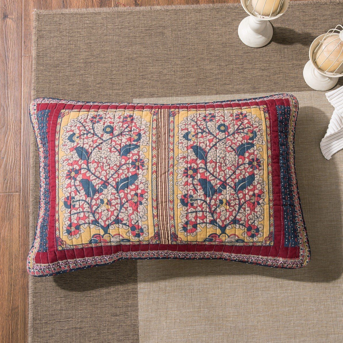 Tache Vineyard Cottage Floral Quilted Pillow Cover Patchwork 1 Piece Sham (JHW-827-SHAM)