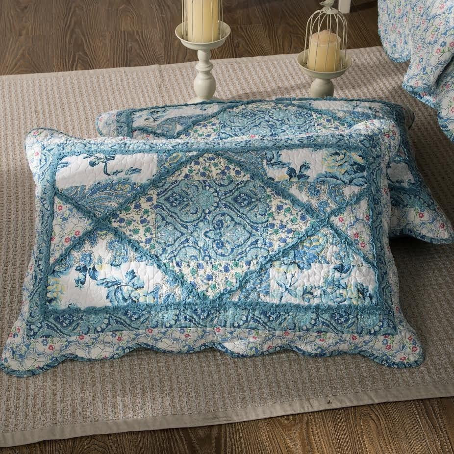 Tache Petal Dance White Blue Floral Paisley Vintage Garden Scalloped Cotton Patchwork Quilt Set (JHW-646)
