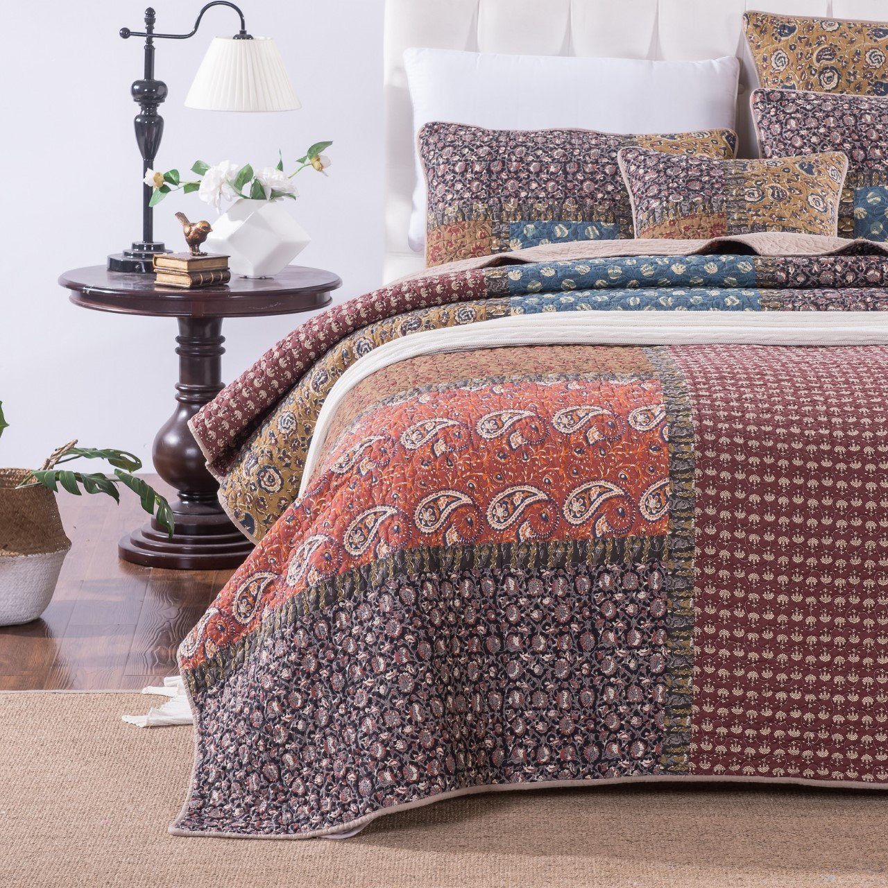 Tache Sunset Blooms Floral Patchwork Cotton Multi color Bedspread Quilt Set (JHW-825)