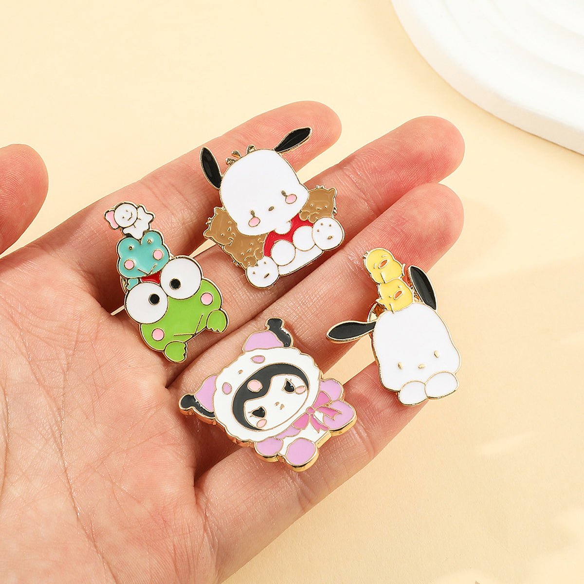 Sanrio Characters Enamel Pins - Hello Kitty, My Melody, Cinnamoroll, Kuromi