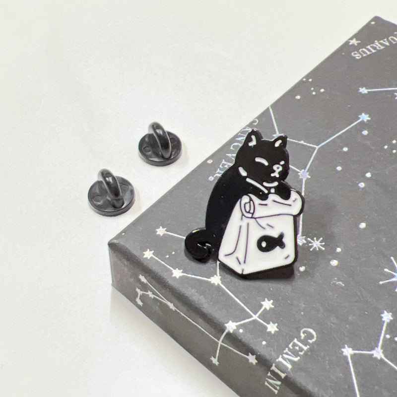 Adorable Cat Pins – Perfect Gift for Pet Enthusiasts