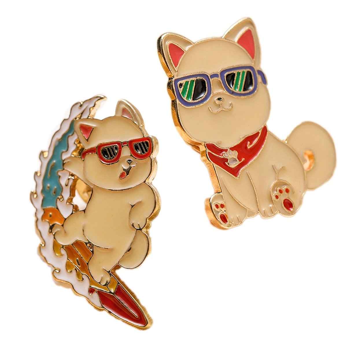 Elegant Kishu Inu Dog Lapel Pin – Japan-Inspired Fashion Accessory